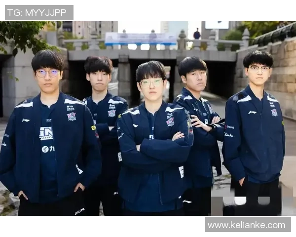 LNG战队在世界大师赛中以85分稳居积分榜首位，展现强大实力