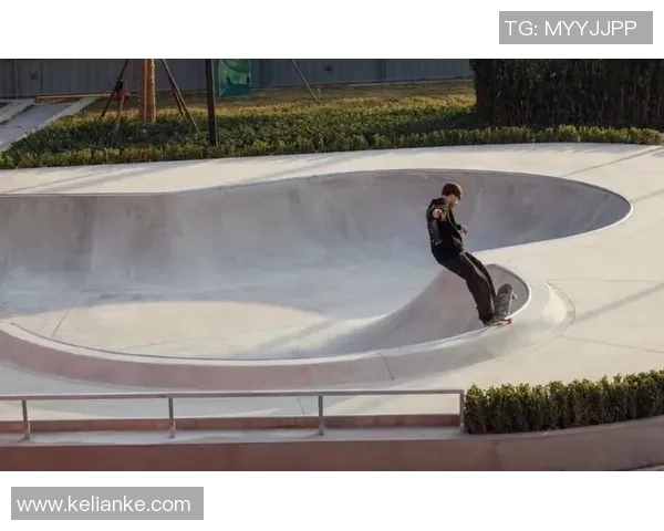 成都极限运动队在世界滑板锦标赛中的心理素质表现分析与点评 成都极限运动队在世界滑板锦标赛中的心理素质表现分析与点评